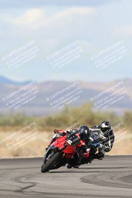 media/Nov-16-2025-Race Pace (Sun) [[8c5fa54630]]/Verified Riders/7-Turn 4 (1155am)/